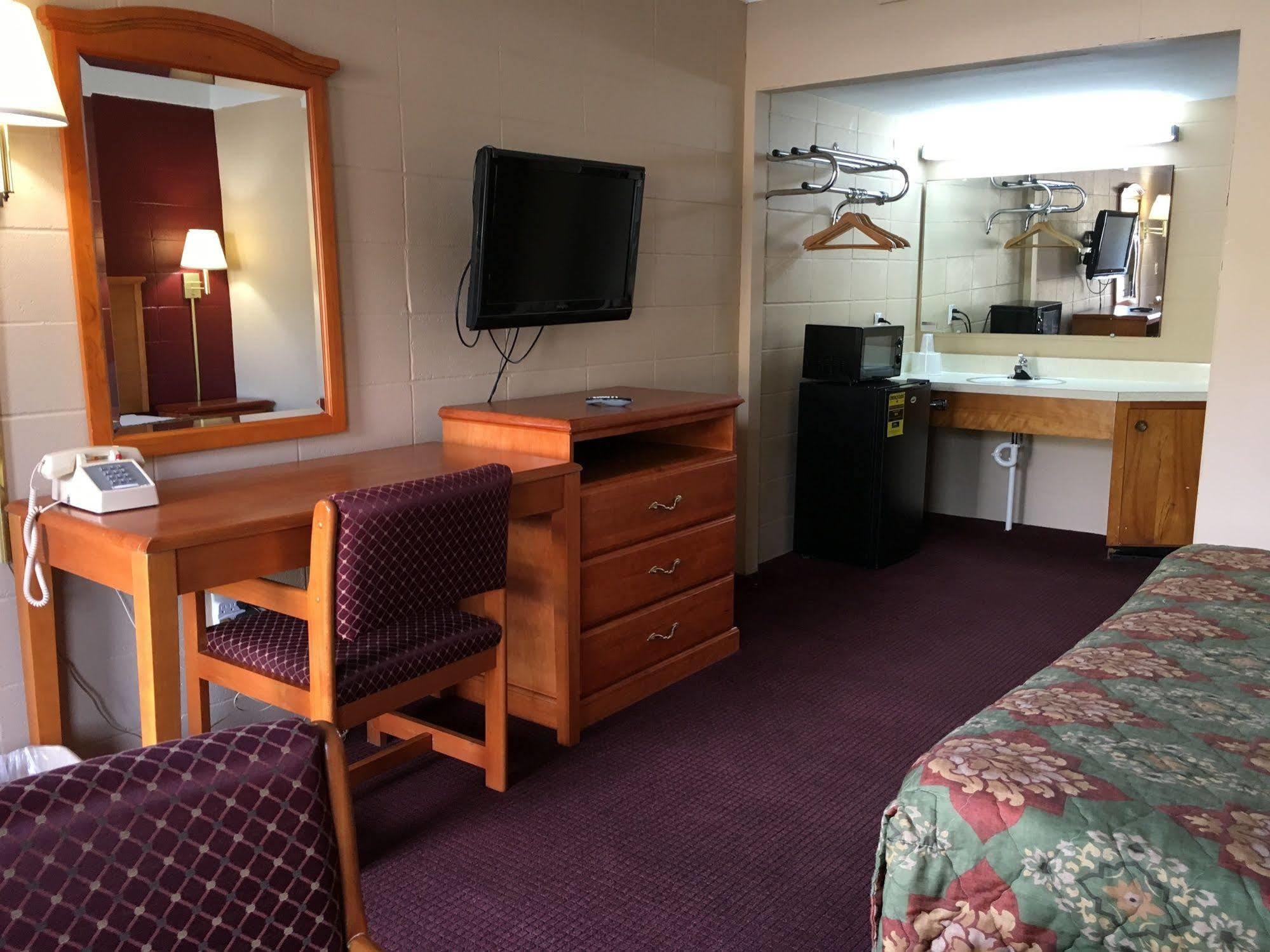 Budget Inn Carthage Luaran gambar